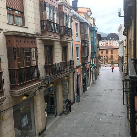Apartamento En Pleno Centro Catedral Apartment Oviedo Exterior photo